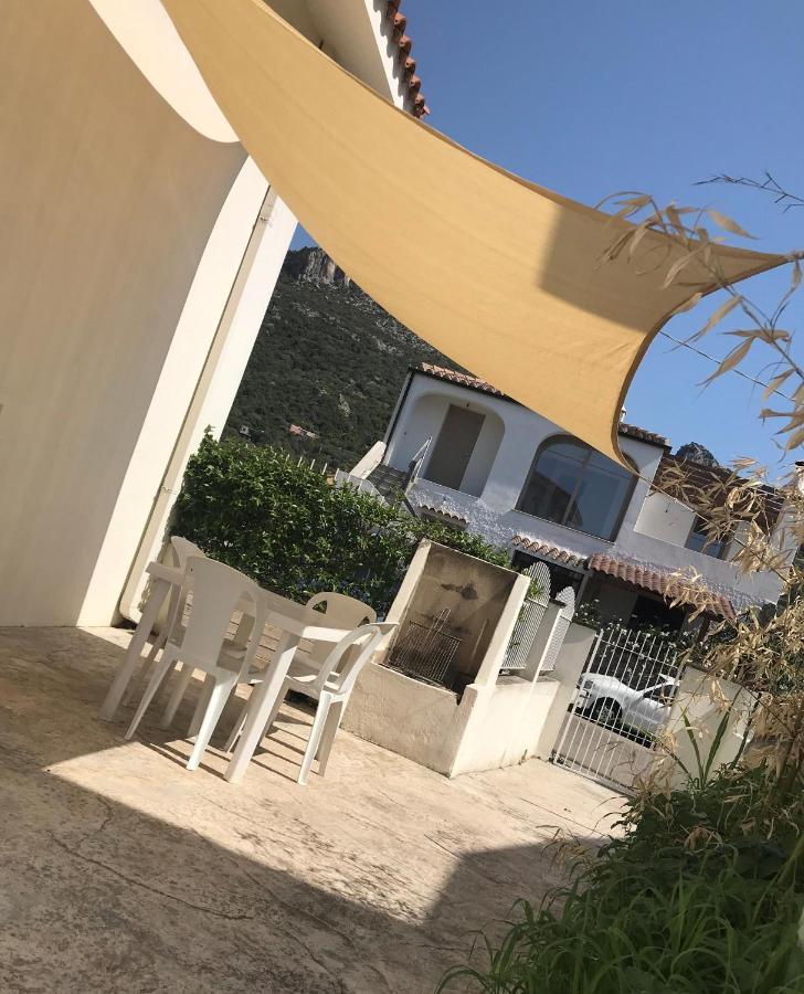 Appartamenti Le Mimose Santa Maria Navarrese Exterior foto