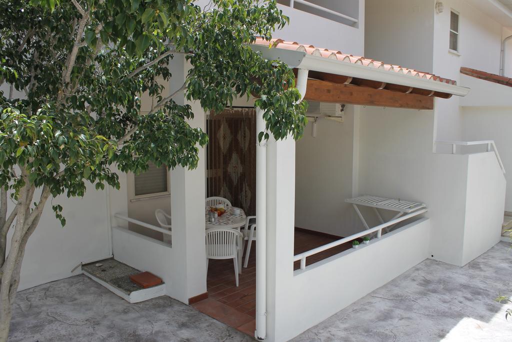 Appartamenti Le Mimose Santa Maria Navarrese Exterior foto