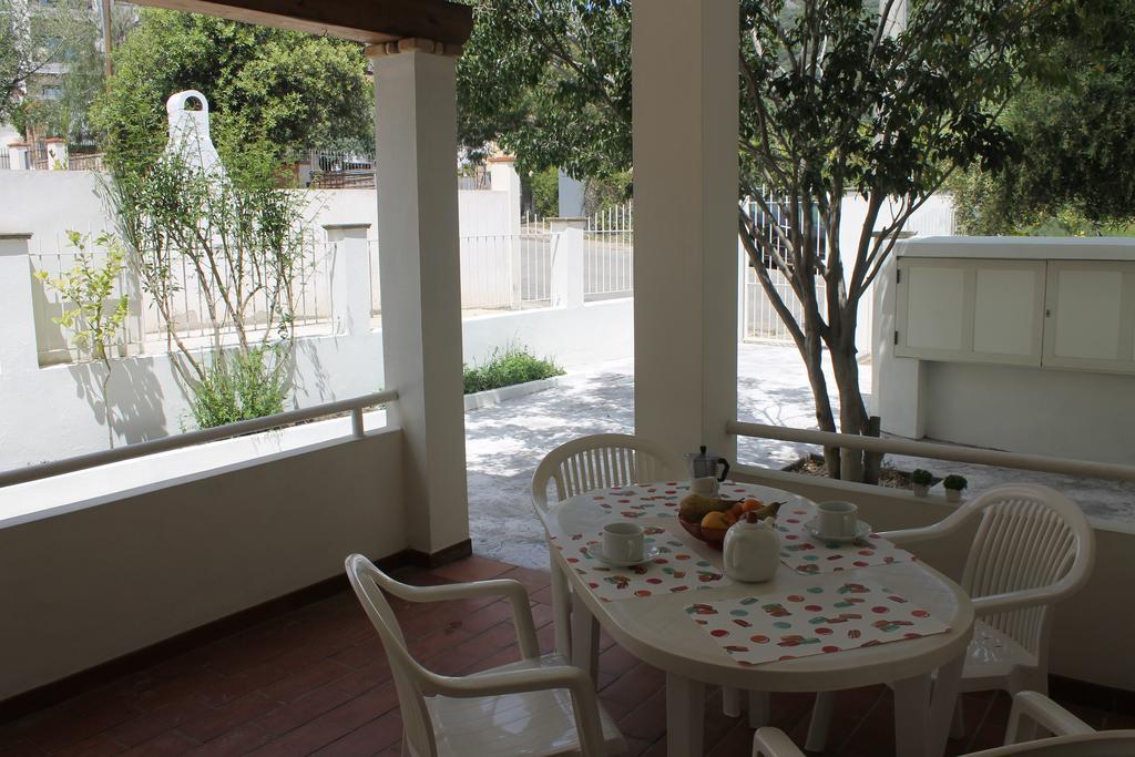 Appartamenti Le Mimose Santa Maria Navarrese Exterior foto